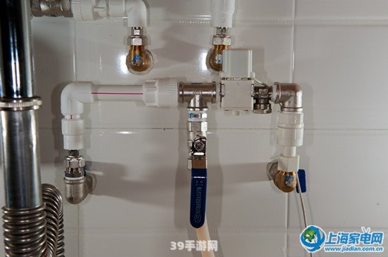 电热水器安装位置:电热水器安装位置选择及手游攻略：享受舒适沐浴与畅玩游戏的双重乐趣