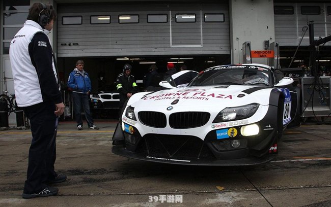 宝马z4gt3:宝马Z4 GT3极速风暴：驰骋赛道的王者之选